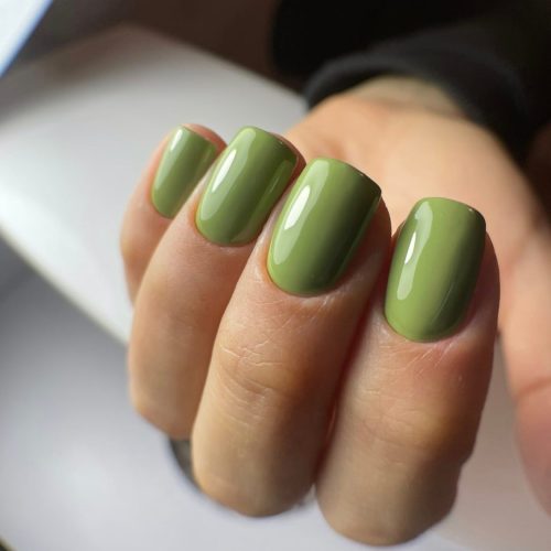 לק ג'ל מס' 220, 17 מ"ל - Glamour לק ג'ל מס' 220, 17 מ"ל - Glamour