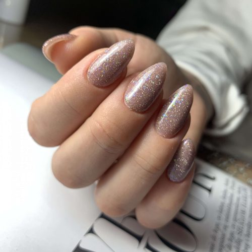 ג'ל בסיס מס' 17, 17 מ"ל - Glamour ג'ל בסיס מס' 17, 17 מ"ל - Glamour